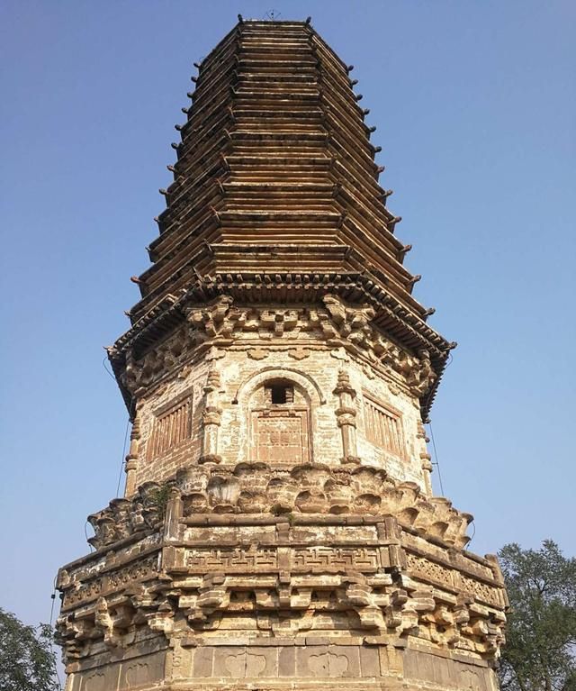 保定涞水西岗千年佛塔造型奇特的料敌塔