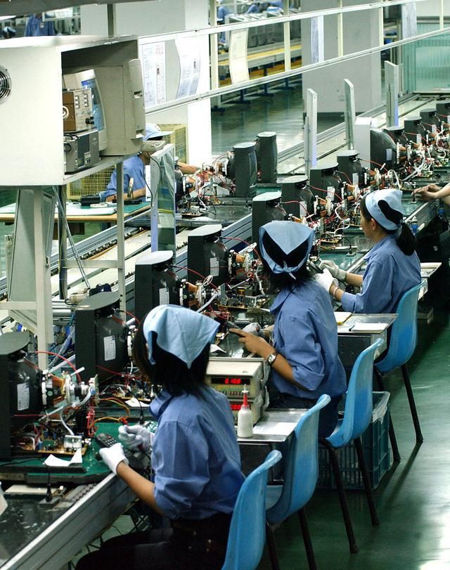 在深圳工厂上班节奏有多紧张,曾经看到拉上流水线速度就想跑路