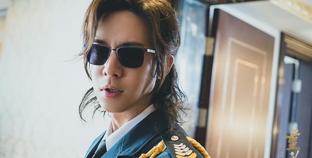 陈楚河《重启之极海听雷》收官 用心诠释黑眼镜收获好评