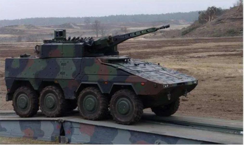 世界装甲车之王,德国拳击手步战车有空调和厕所,士兵作战的天堂