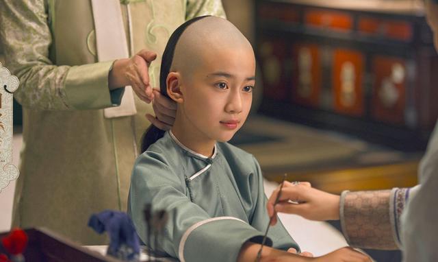 乾隆最有才华的儿子娶了大清皇后的侄女却有两个致命缺点