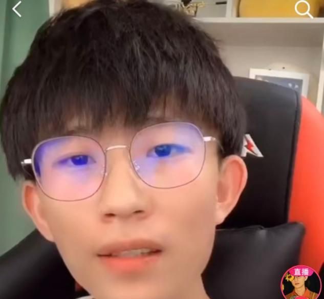 看谁用雷击倒的人多,输的一方要用扩嘴器唱rap,猫七是著名的加特林嘴