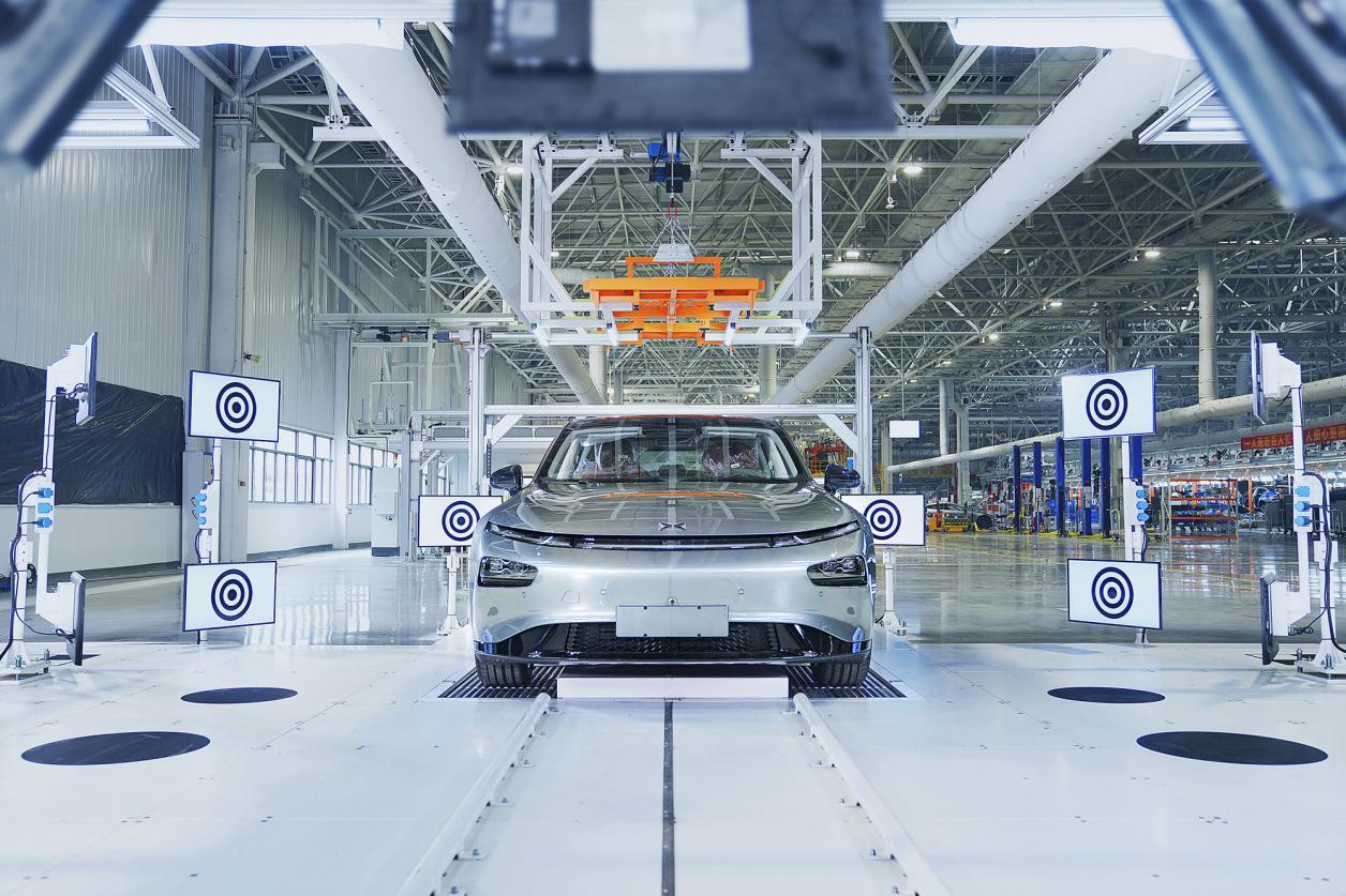 在线揭秘小鹏汽车"开门造车"的底气