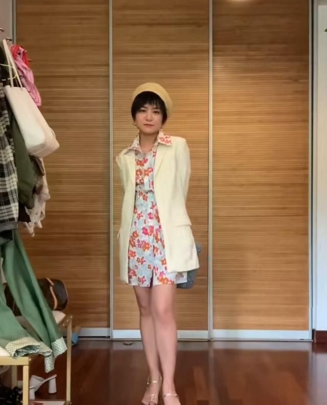 不要被身高所局限,下面我们来解读一下程璐这两套造型的搭配思路,从中