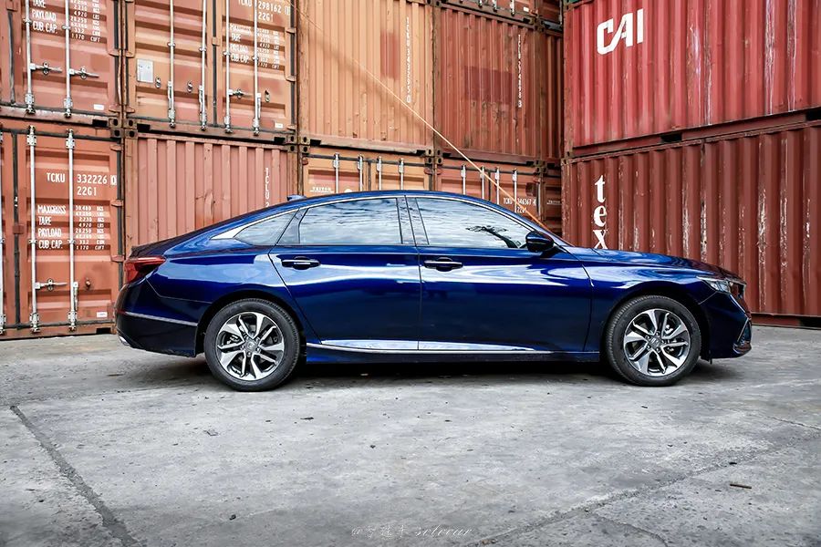 更年轻更运动实拍雅阁王东风本田inspire