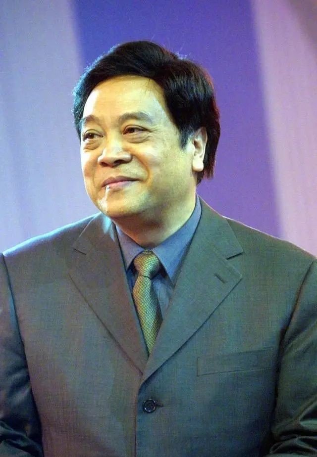 赵忠祥画了3头驴,水墨效果明显,又借鉴了油画的透视法