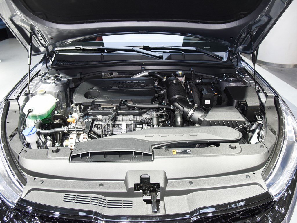 9月上旬正式上市 东风悦达起亚凯酷正式下线