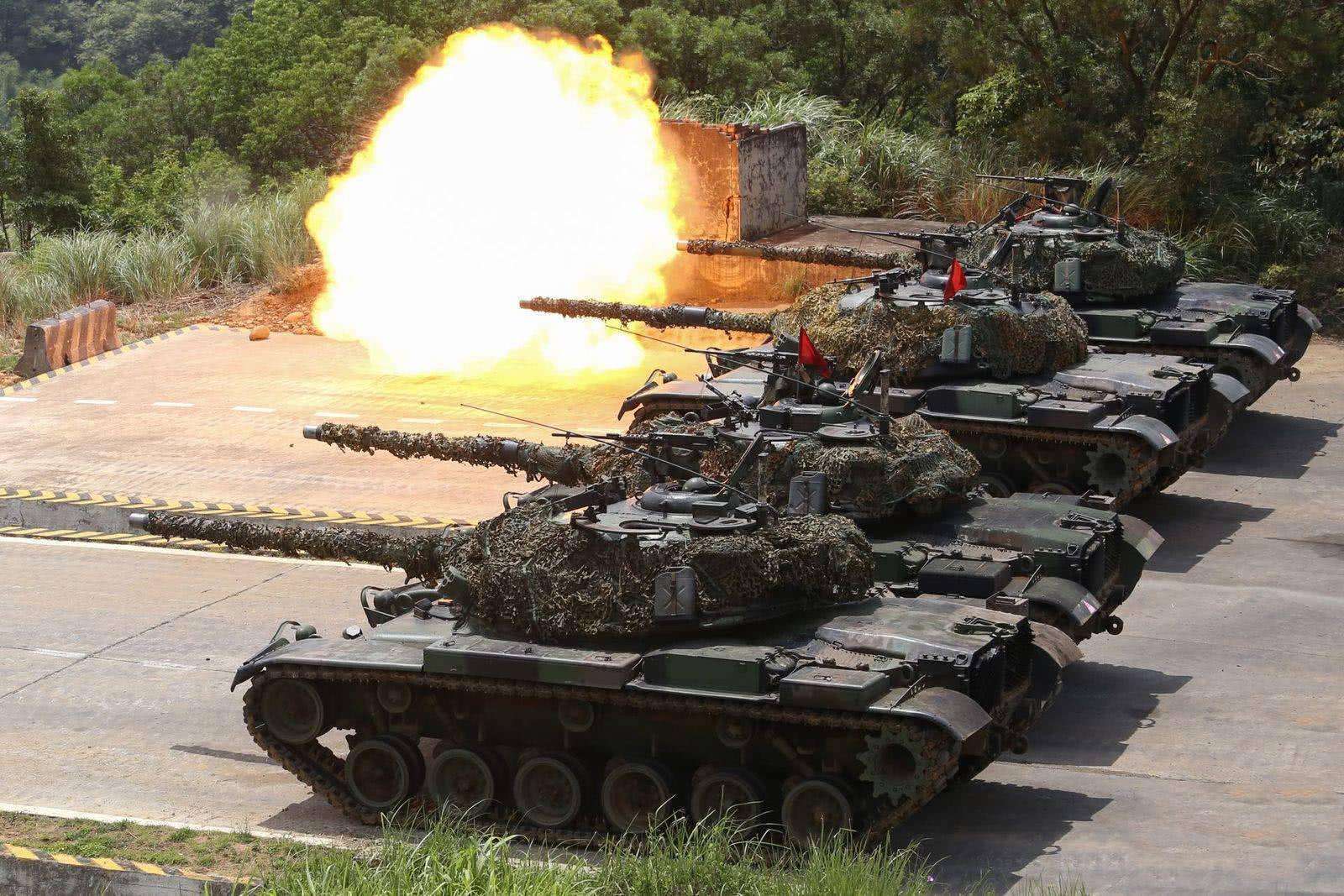 一次动用两个甲类集团军 四天摧毁800个大型军事目标:誓言反击!