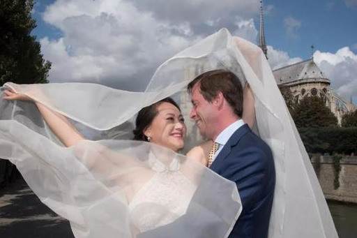 大21岁前夫肝癌去世,42岁高龄生二胎,55岁宋佳二婚嫁比利时帅哥