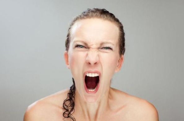 心直口快脾气急暴躁时似母老虎可旺夫又旺子