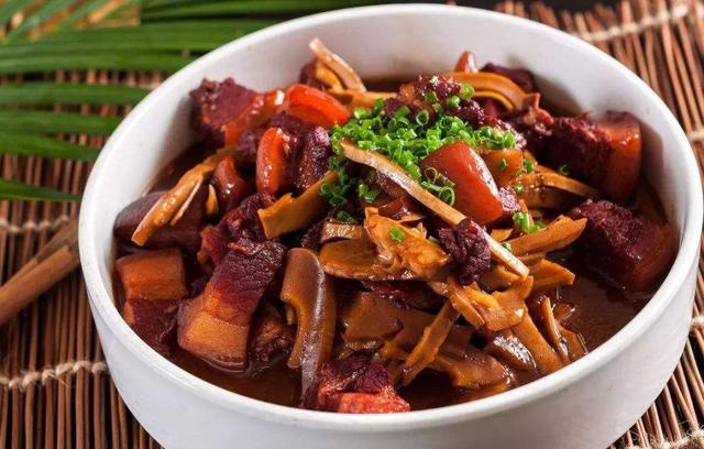 笋干烧肉怎么做笋干烧肉的做法