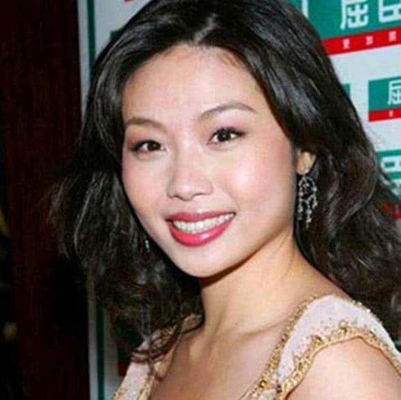 今和富豪原配平起平坐22年身价过亿|陈妙瑛|港姐|蔡志明_新浪新闻