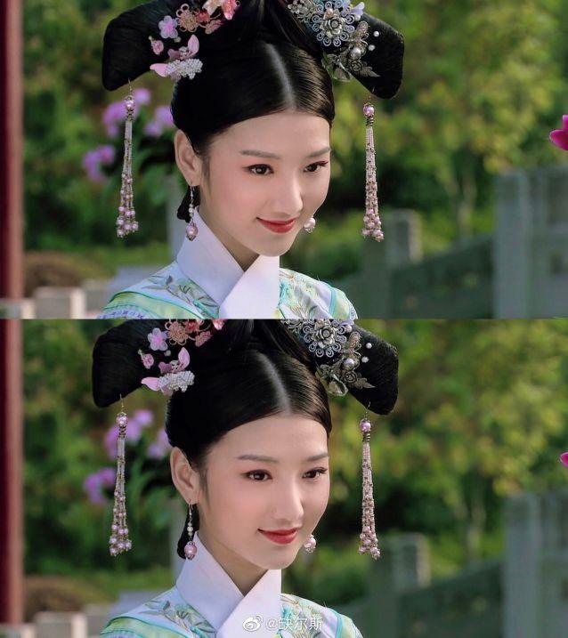 毛晓彤早期清宫造型,温婉可人,如清新脱俗的出水芙蓉!