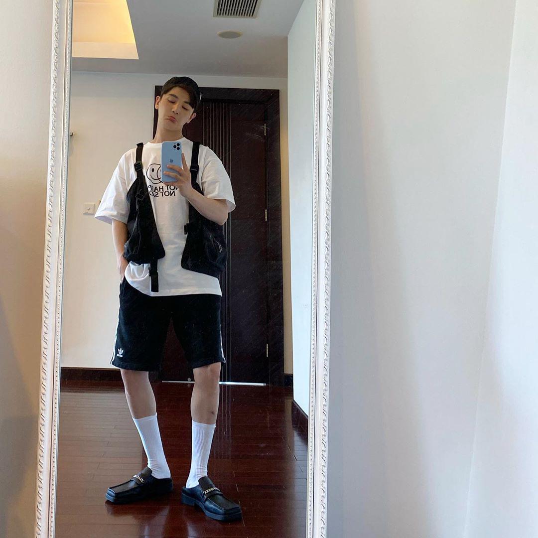 实际是穿搭博主的日常对镜自拍05男朋友style的衣品你吗