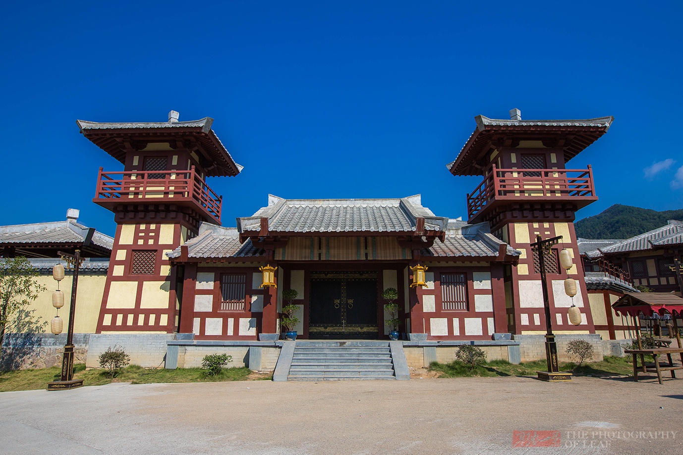 浙江一巨额投资的景区,不接待游客却非常热闹,看看它靠什么生存|浙江|