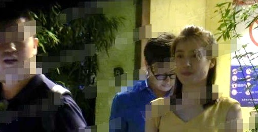 李湘|王岳伦就与女子举止亲密道歉 希望得到家人原谅表示自己会戒酒