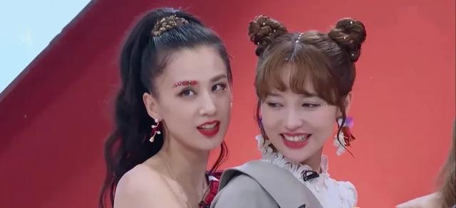 黄圣依金莎20年前旧照曝光,青春气息洋溢,颜值依旧