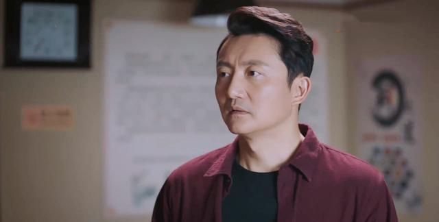 以家人之名李海潮唯一情绪失控的场面多重情感交织