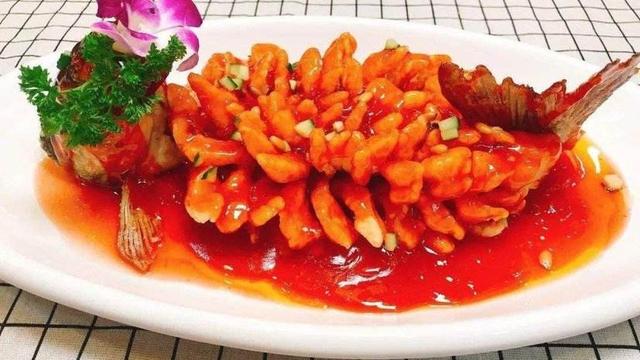 简单的几道工序你也可以做酸甜适口造型惊艳的松鼠鱼