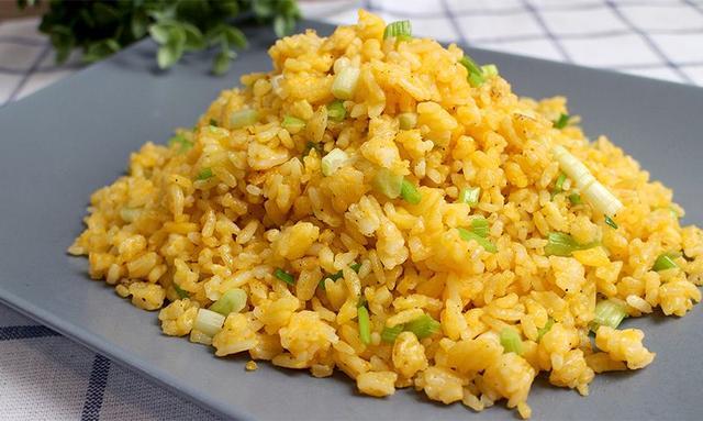 黄金炒饭粒粒黄金分明口口留香