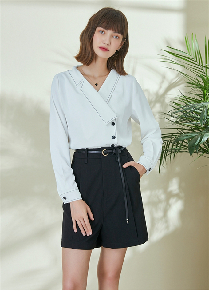 30 职场女性的通勤装,要刚柔并济,才能与众不同