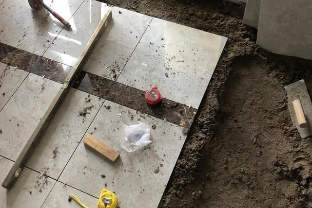 铺地砖的方法有哪些什么是瓷砖干铺是不是地砖都可以干铺