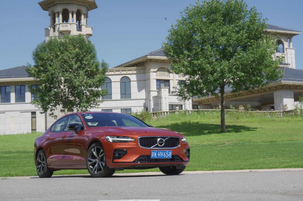 安全与操控并存——试驾沃尔沃s60 t5智雅运动版