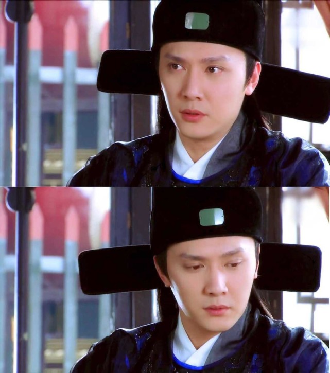 年轻时的冯绍峰俊美不凡比现在小鲜肉都帅难怪赵丽颖喜欢他