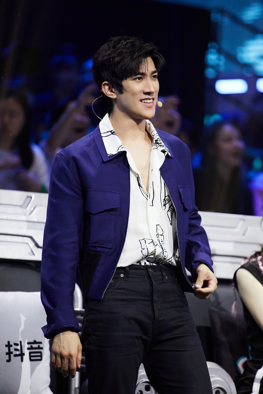 李治廷开启夏日霸屏模式!综艺音乐两开花