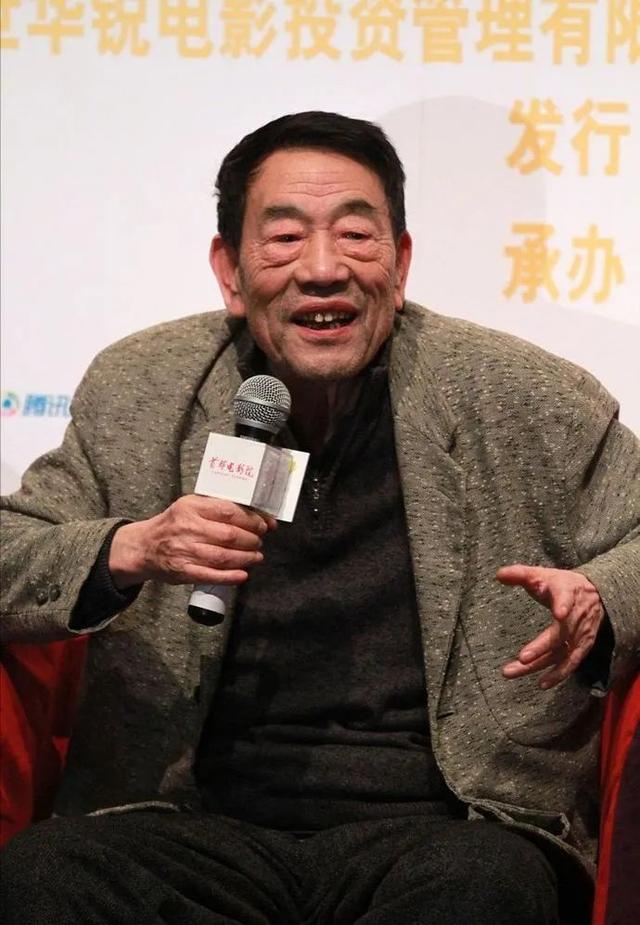 杨少华晚年生活惬意,88岁仍忙着给自家店做宣传,消瘦明显|杨少华|相声