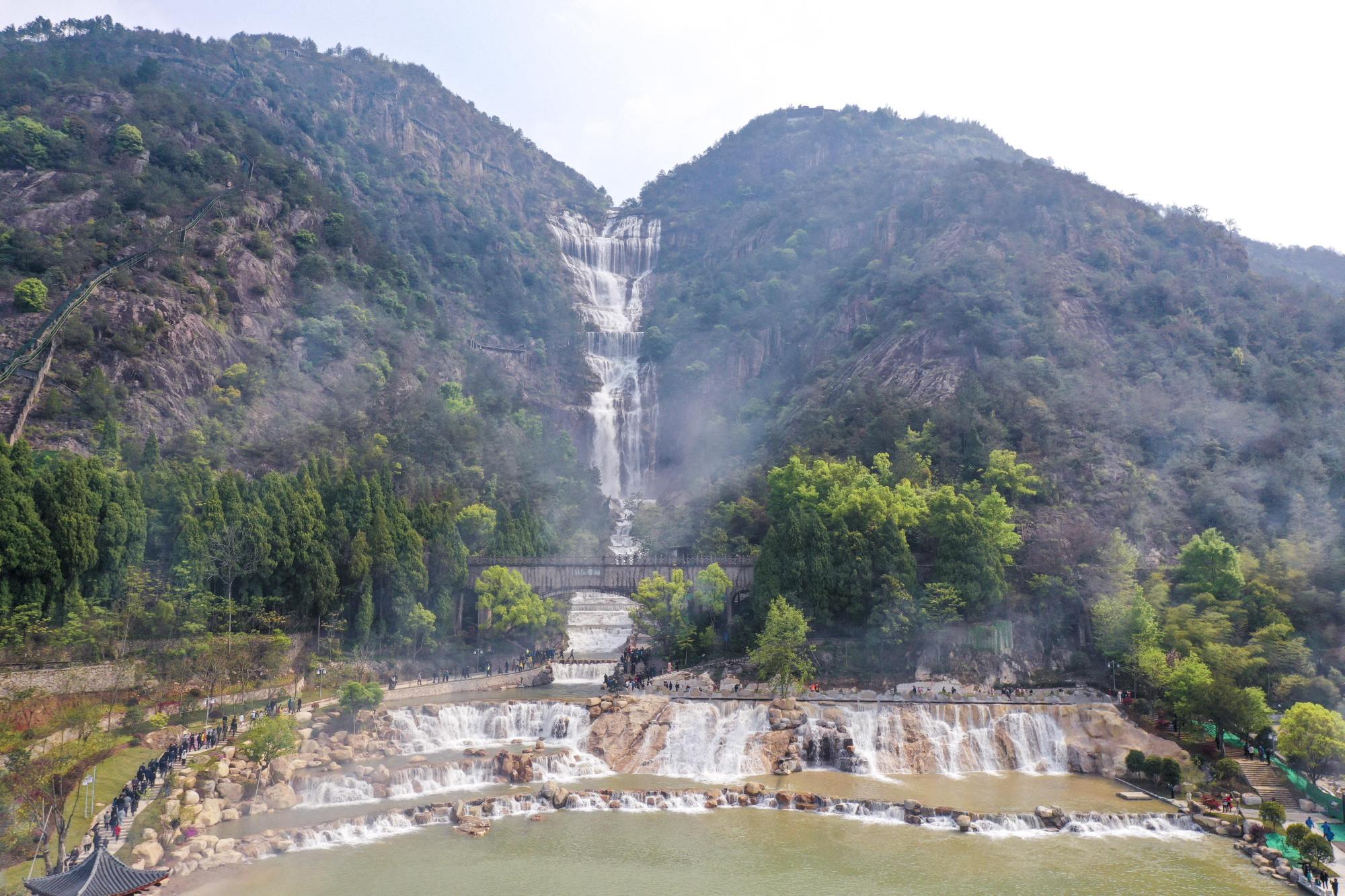浙江最美的大瀑布:被誉为中华第一高瀑
