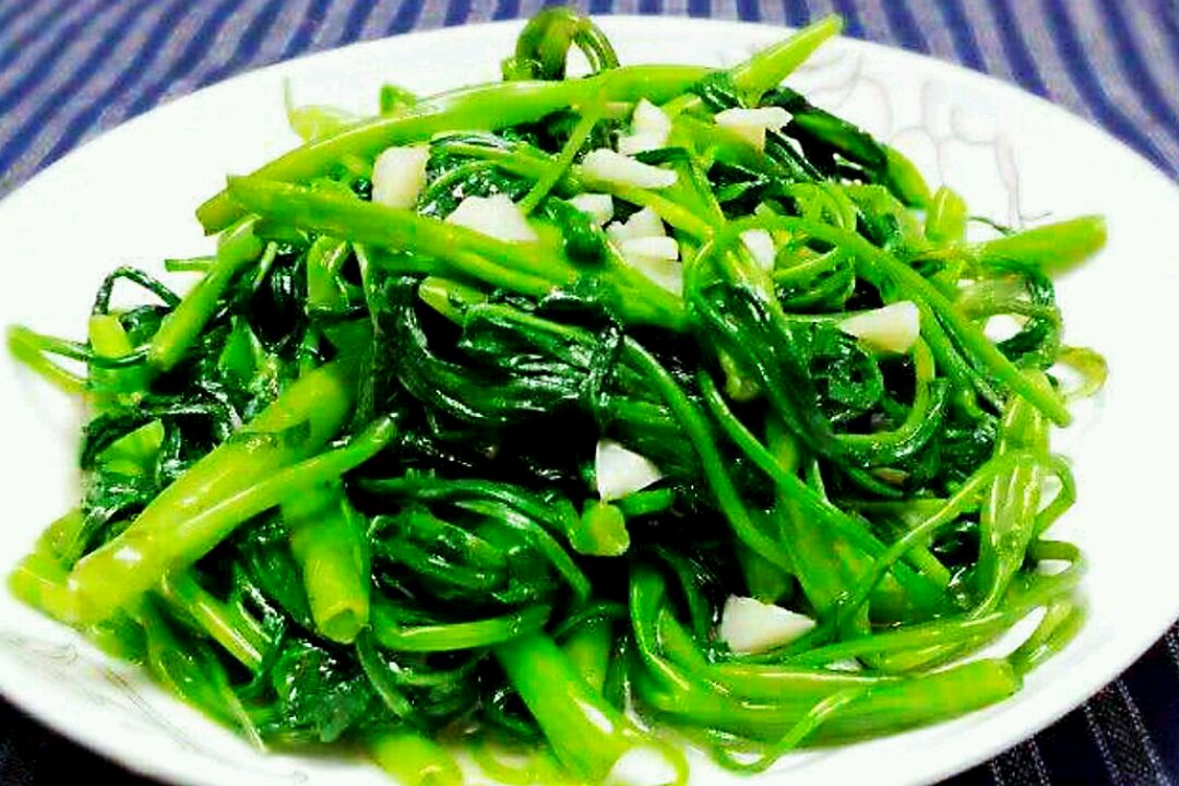5分钟炒一大盘,清爽可口的家常菜|空心菜|家常菜|蒜蓉_新浪新闻
