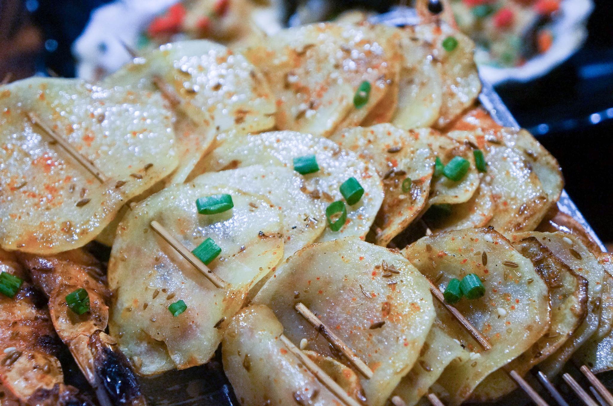 烧烤里最好吃的素菜是什么?教你一招,挑这5种准没错,物美价廉