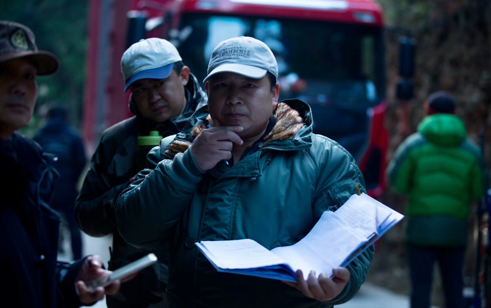 李斌执导《十三猎杀》成"票房黑马",动作公路片致敬史泰龙