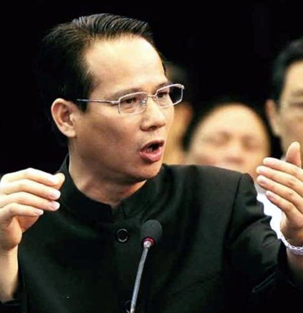 连续两年登上富豪榜年过半百却成阶下囚东莞太子都做了啥