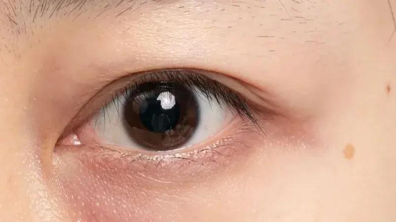 45 岁五个娃,穿"窗帘"美成希腊女神