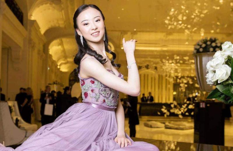 是会登上热搜,主要原因竟然是因为她们组成了一个史无前例的超级女团