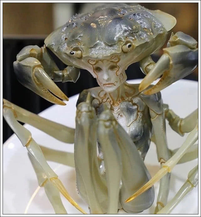 当美术生吃完了螃蟹蟹壳也成为了艺术品网友这是外星来的