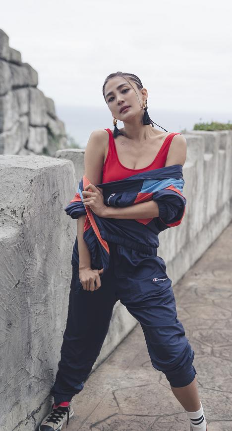 她曾和林心如抢霍建华,如今42岁复出拍戏,颜值依旧美丽动人|洪小铃