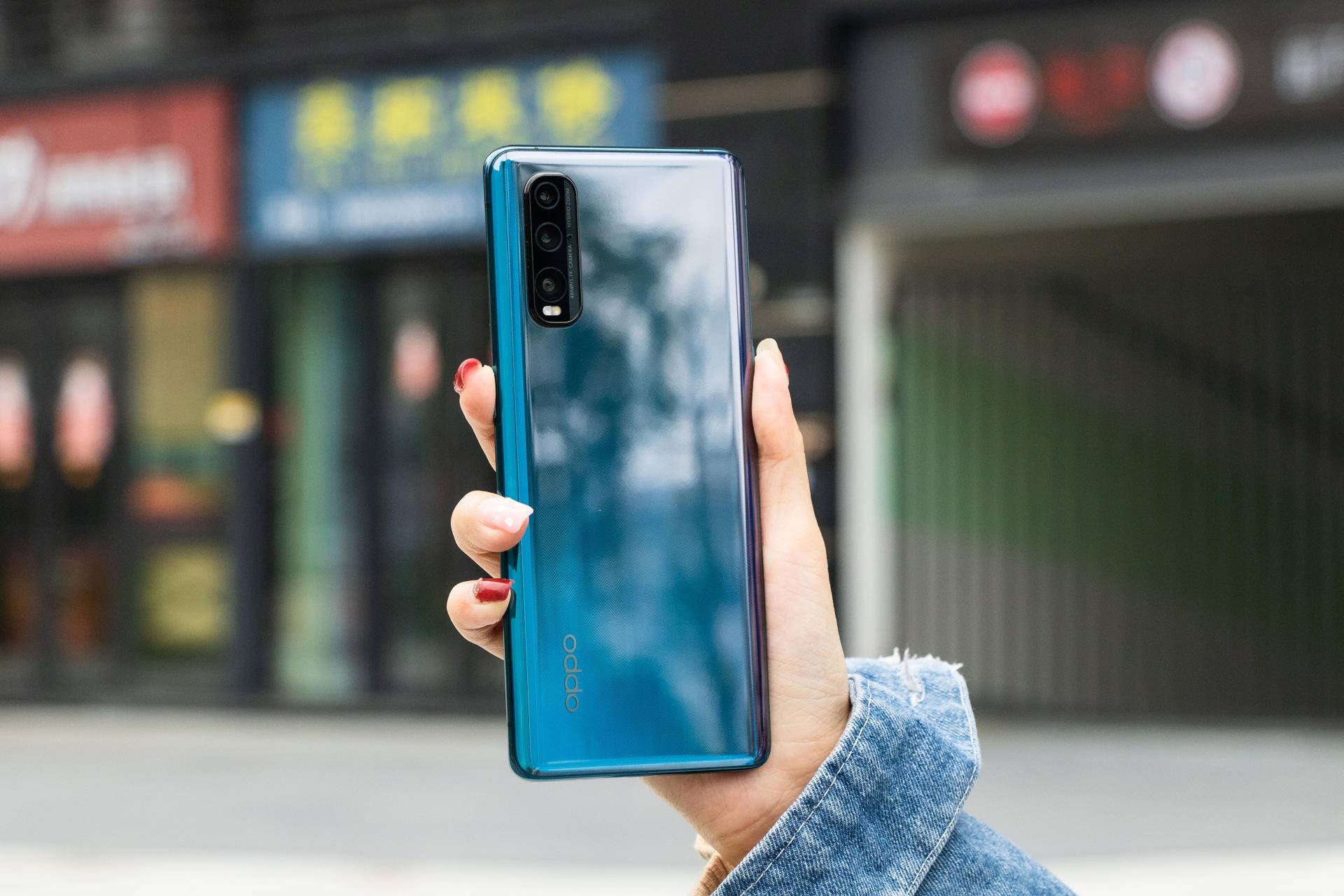 谁还买华为p40降价500元的oppofindx2明显更香