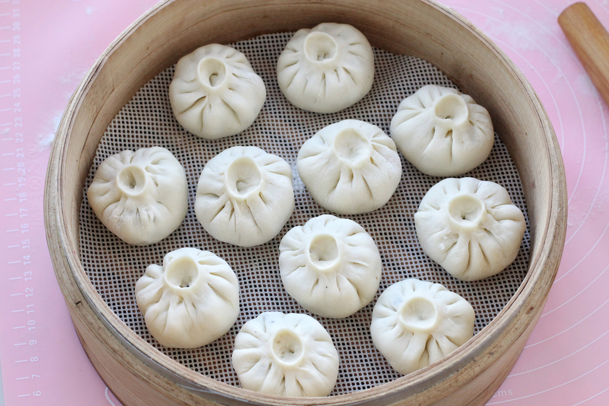 二十八把面发用这馅蒸包子暄软透白香喷喷出锅孩子就吃仨