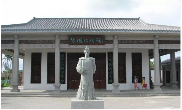 2020想去湛江旅游的景点陈瑸纪念馆渔港公园金海岸特呈岛