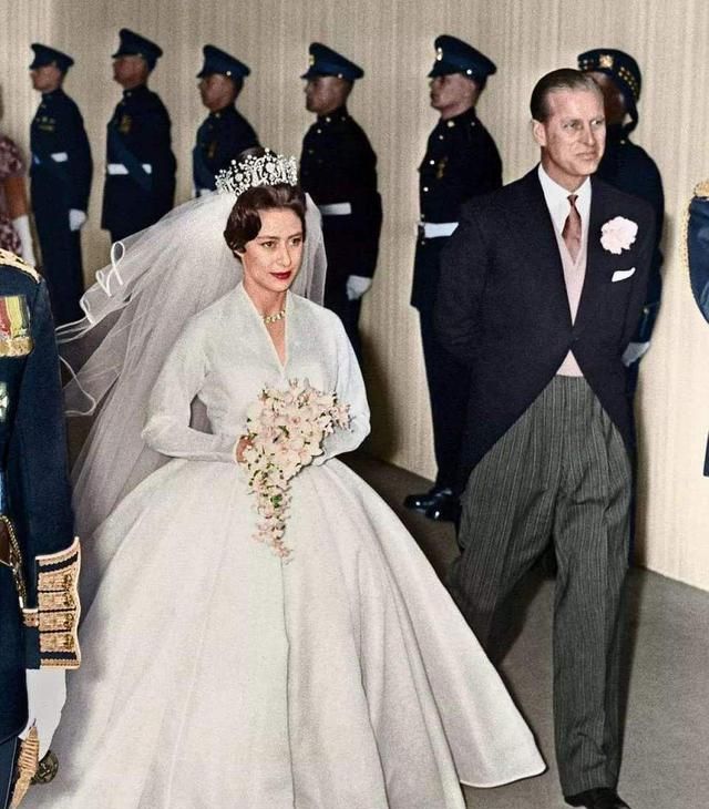 英女王的妹妹玛格丽特美貌成电影原型可生下龅牙女儿随了谁