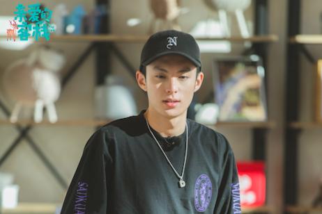 网曝王鹤棣女友正面照,两人疑似是大学同学,曾有多张亲密合照休闲区蓝鸢梦想 - Www.slyday.coM 网曝王鹤棣女友正面照,两人疑似是大学同学,曾有多张亲密合照休闲区蓝鸢梦想 - Www.slyday.coM