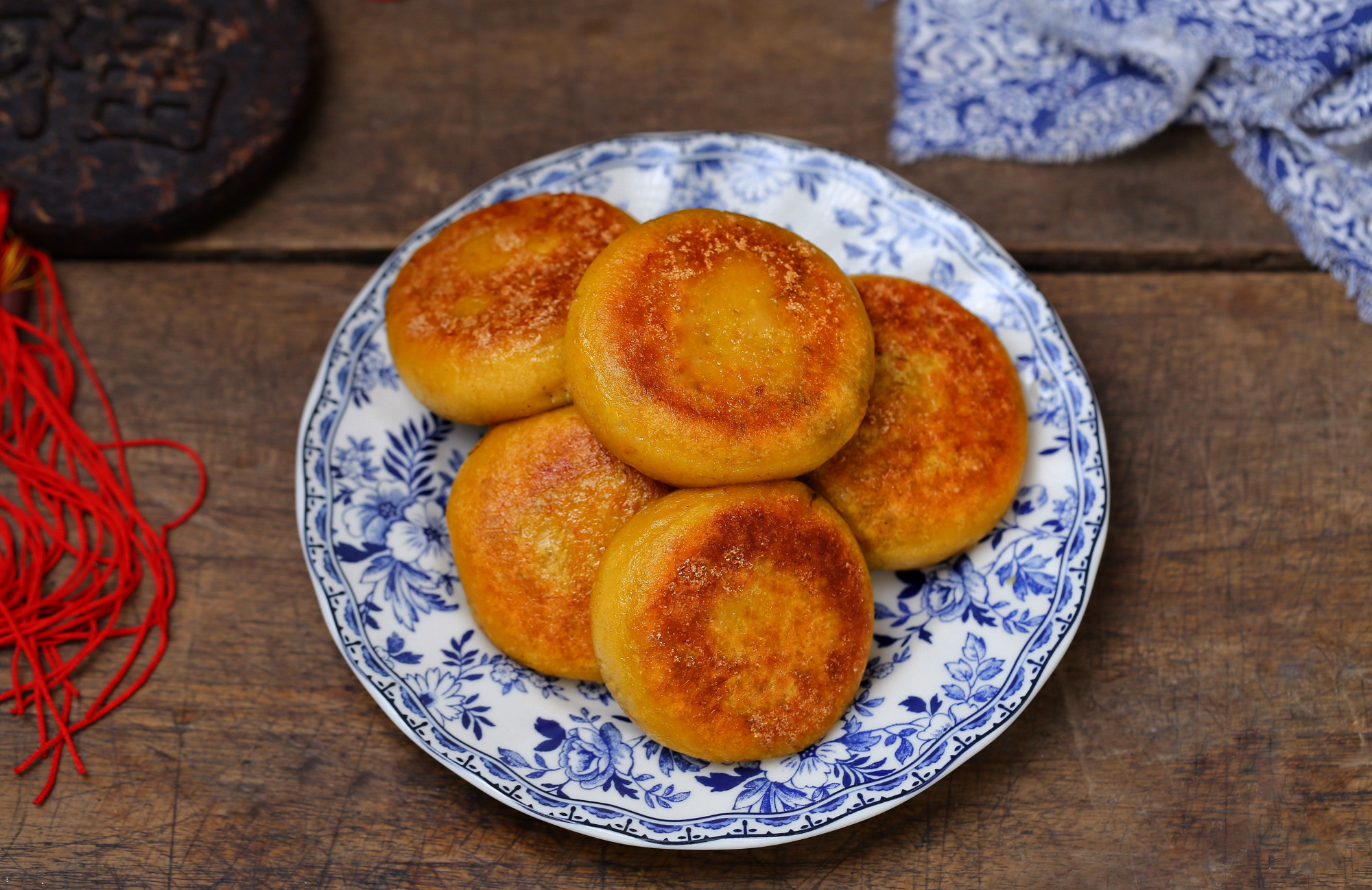 自制香甜红薯饼,不发酵不油炸,平底锅就能搞定,大人孩子抢着吃