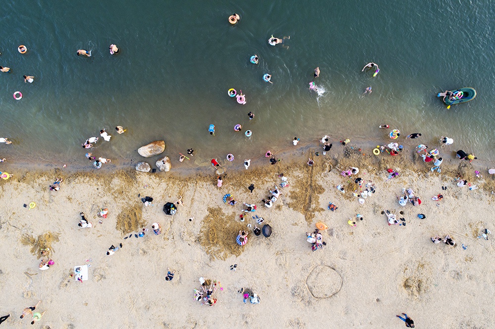 【图集】热浪肆虐的夏天