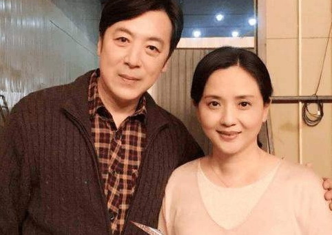 老公去世守寡10年,二婚嫁给周迅老师,54岁成少女|守寡|周迅|陶慧敏