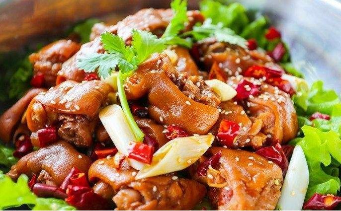 吃货美食:荷兰豆炒肉,香辣猪蹄,黑椒牛肉杏鲍菇,豆角炒腊肉