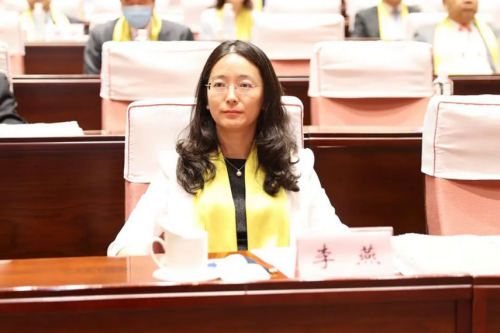 意气风发济南齐鲁制药集团总裁李燕荣膺影响济南经济人物功勋大奖