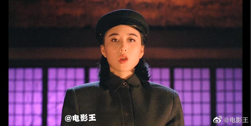 红场飞龙上映30周年特别截了利智在电影中的几个造型